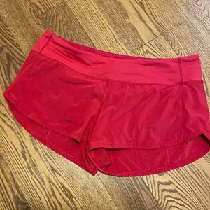 LuLu Speed Up Low-Rise Short 2.5"